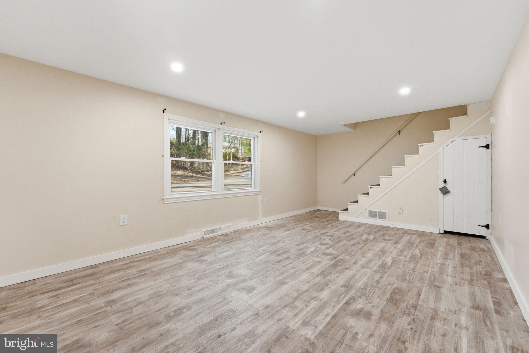 418 South Bank Road Landenberg, PA 19350 - Photo 3 of 30