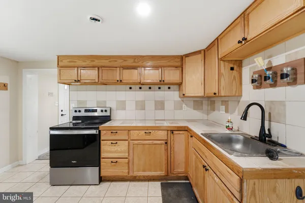 $2,000 | 418 South Bank Road, Landenberg, PA 19350