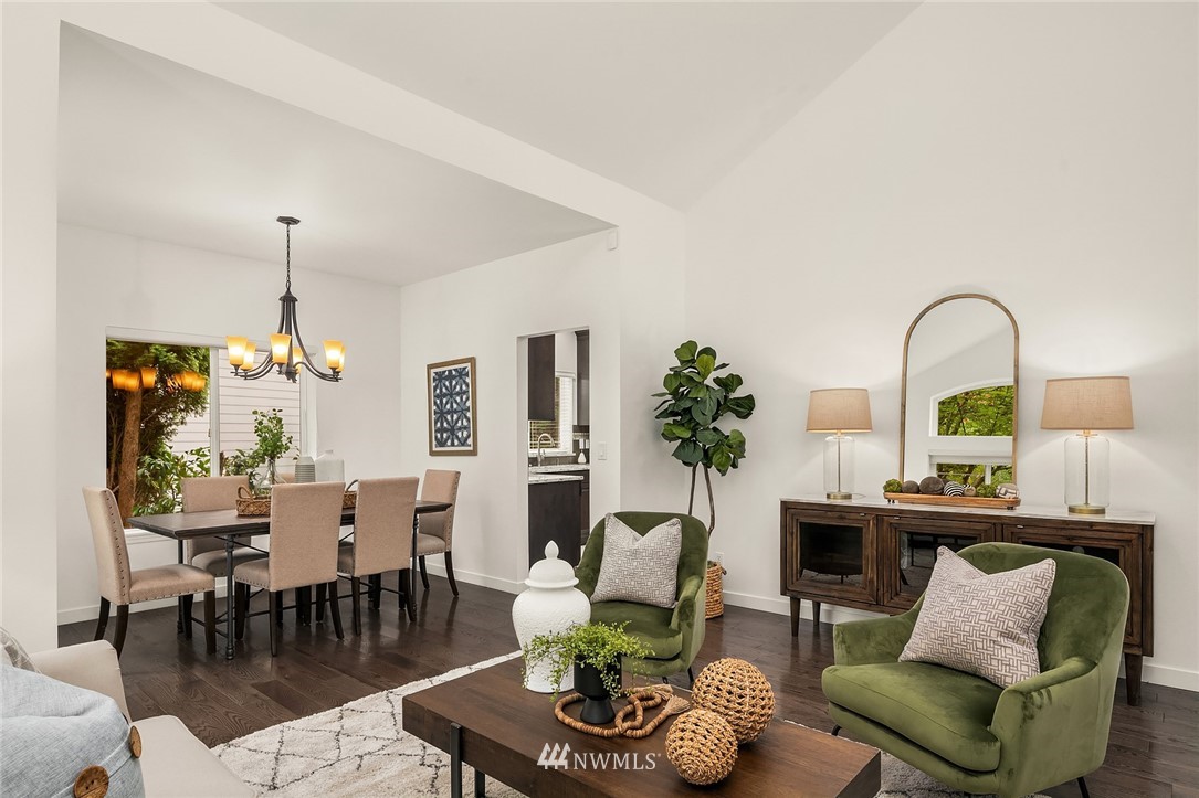 14907 102nd Avenue Northeast Bothell, WA 98011 - Photo 2 of 29