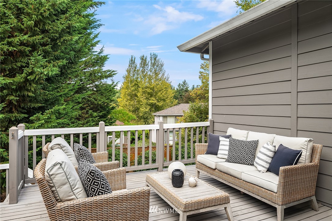 14907 102nd Avenue Northeast Bothell, WA 98011 - Photo 9 of 29