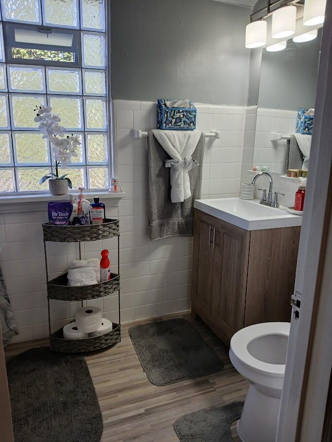 3924 North 37th Street Milwaukee, WI 53216 - Photo 11 of 22 20250928_161243