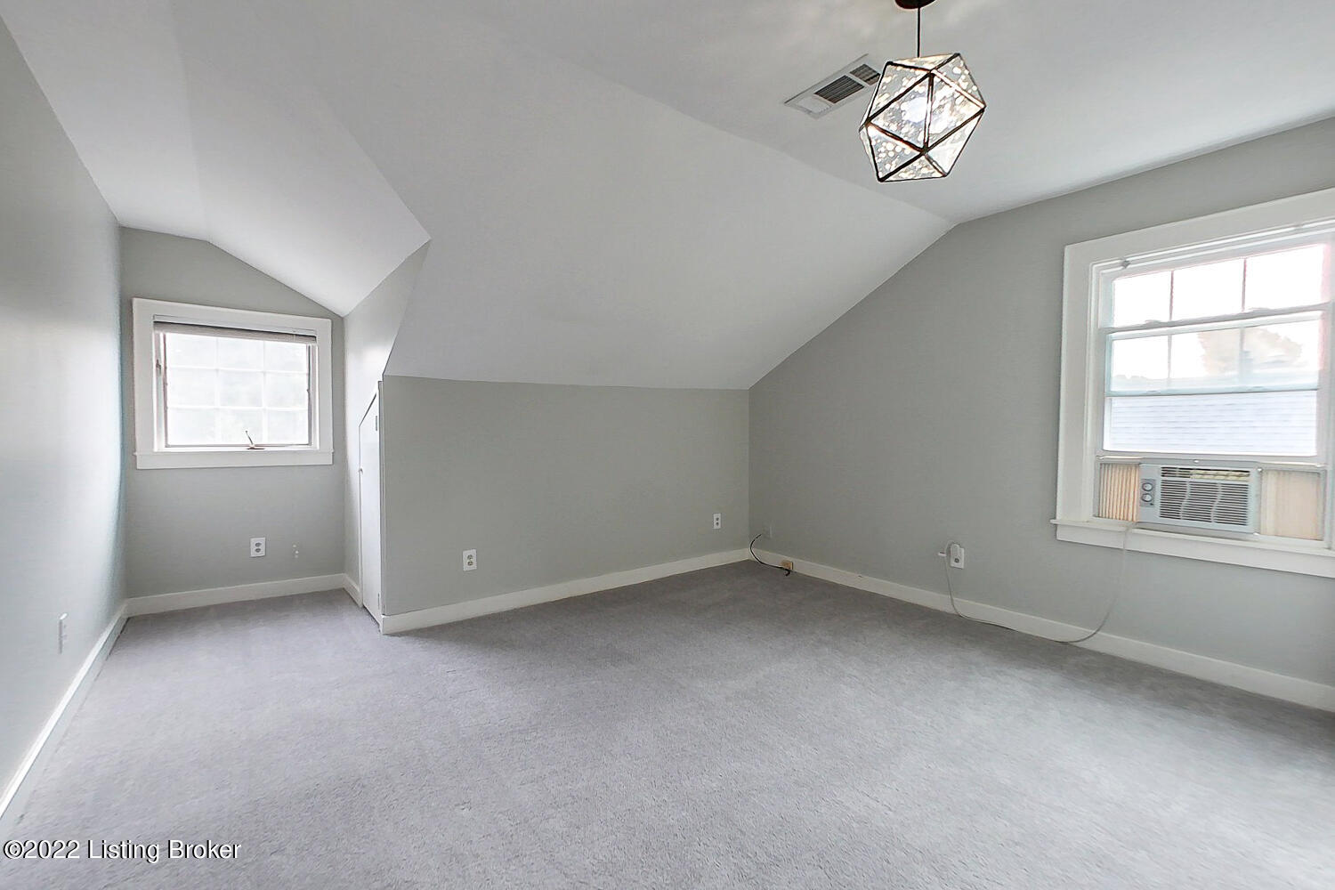 214 Fairlawn Road Louisville, KY 40207 - Photo 34 of 62 33-214-34