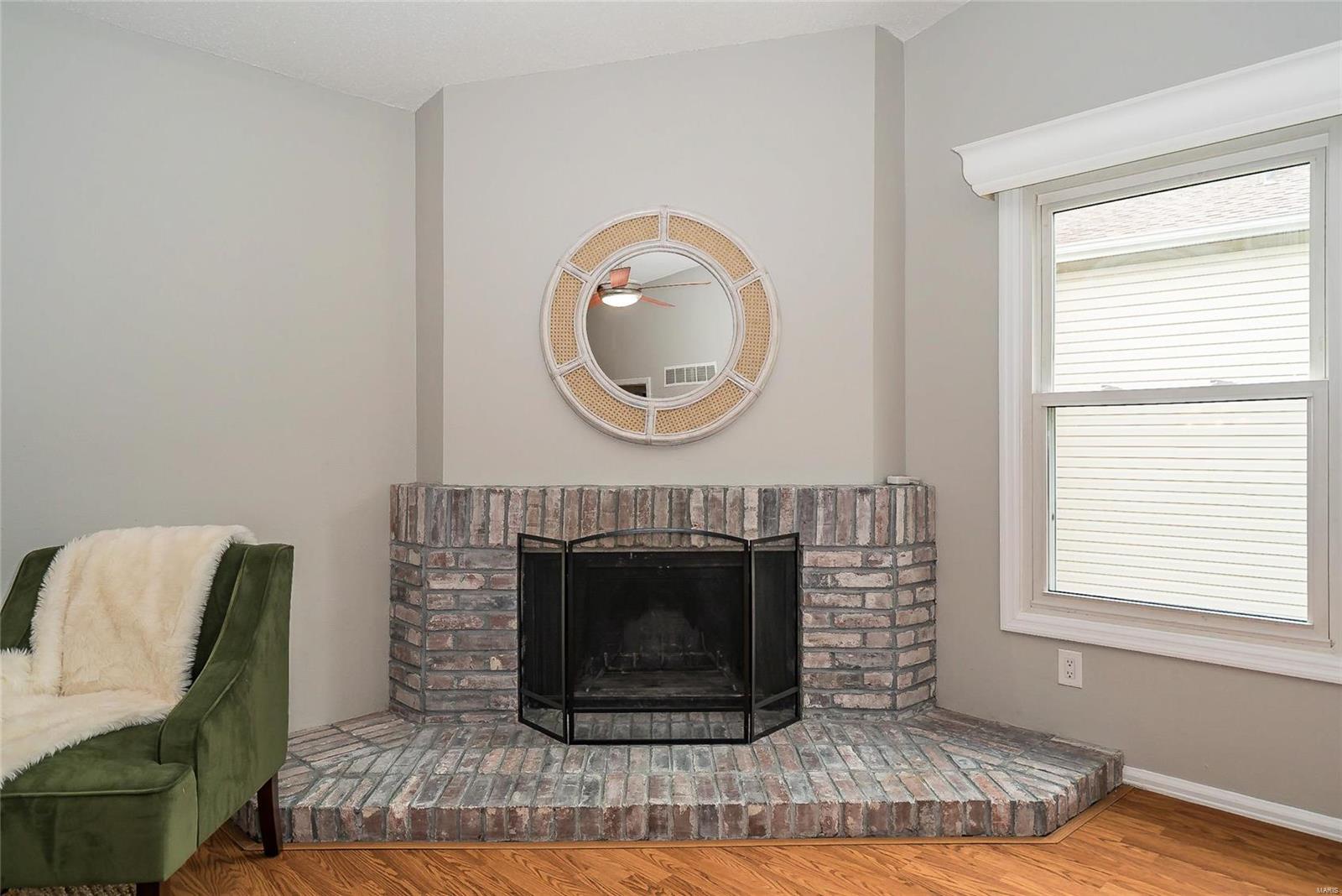 523 Shepards Crossing Ballwin, MO 63021 - Photo 6 of 24 Gallery Image 6