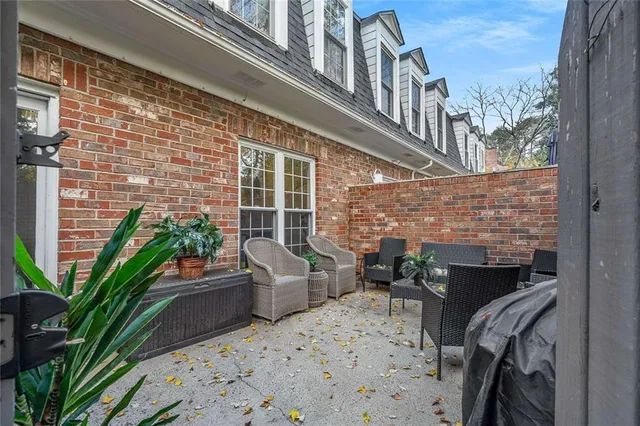 a view of a garden with a tree