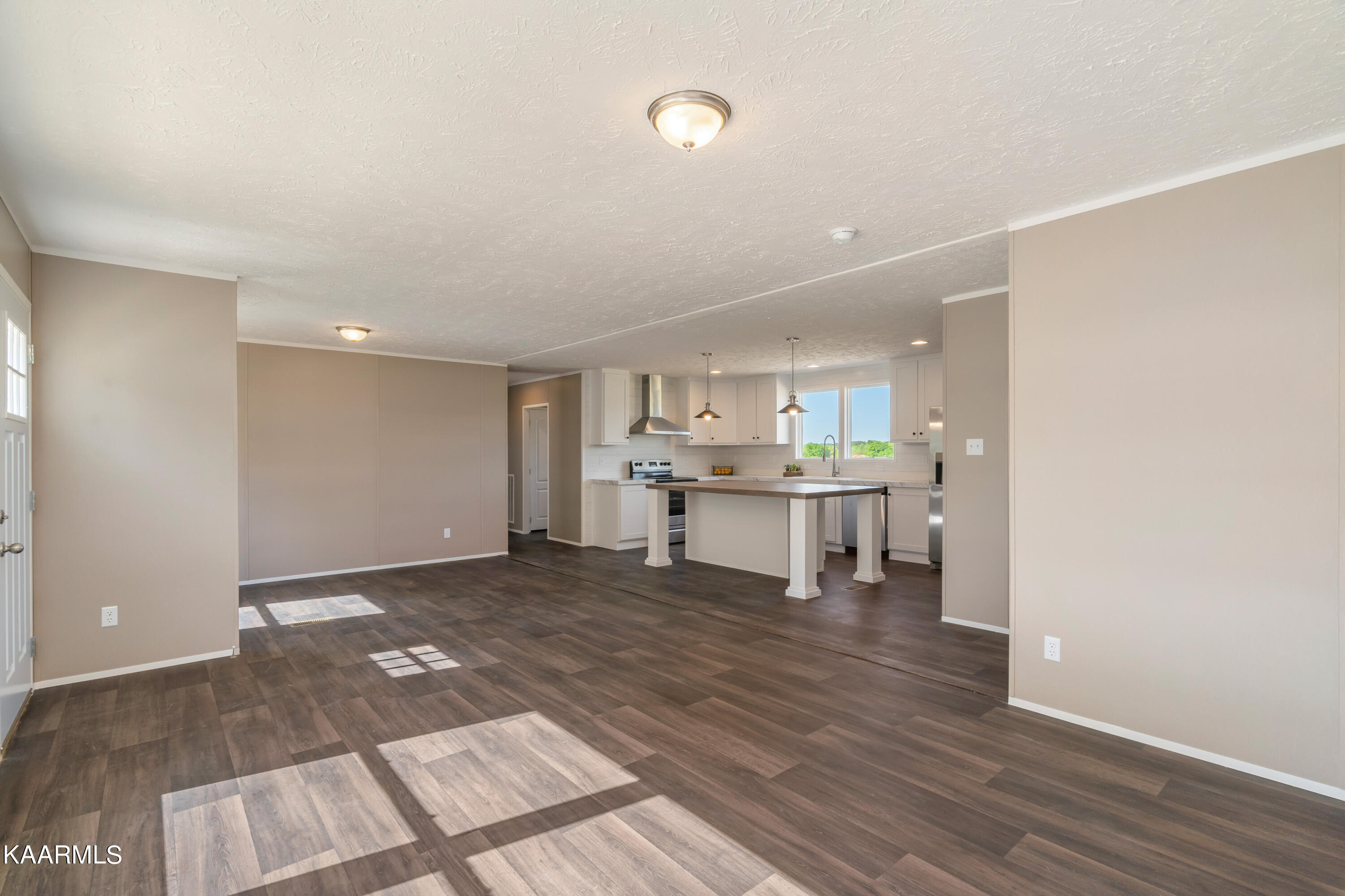 585 Johnson Church Road Philadelphia, TN 37846 - Photo 16 of 42 585 Johnson Church Rd-17