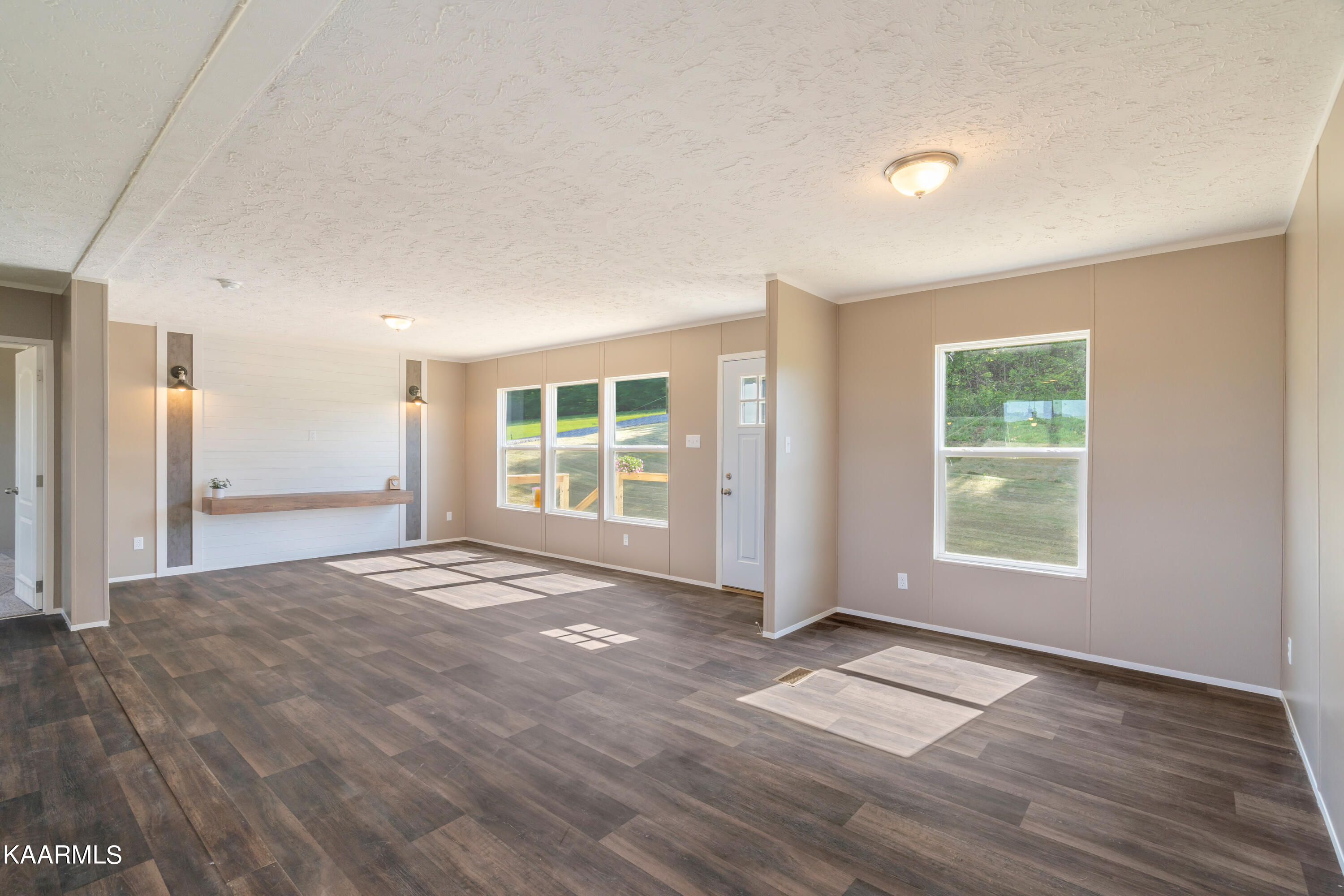 585 Johnson Church Road Philadelphia, TN 37846 - Photo 19 of 42 585 Johnson Church Rd-20