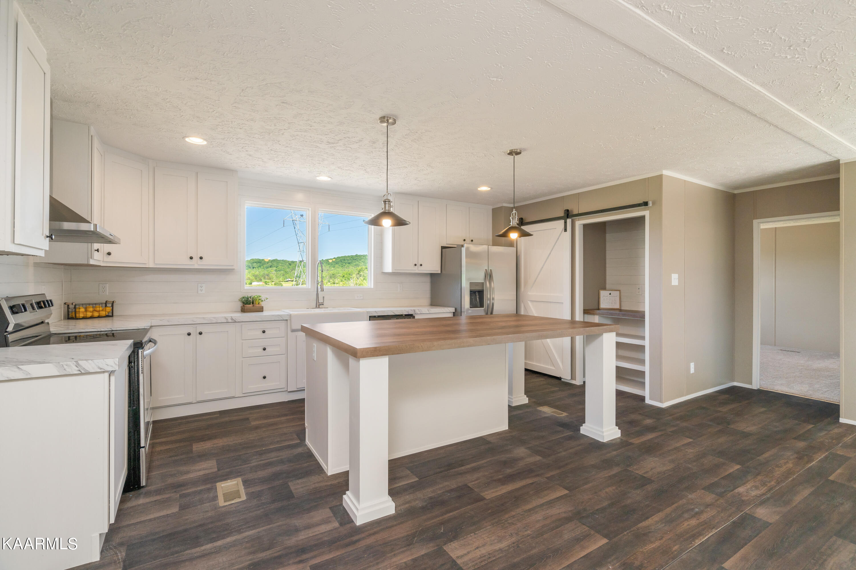 585 Johnson Church Road Philadelphia, TN 37846 - Photo 20 of 42 585 Johnson Church Rd-21