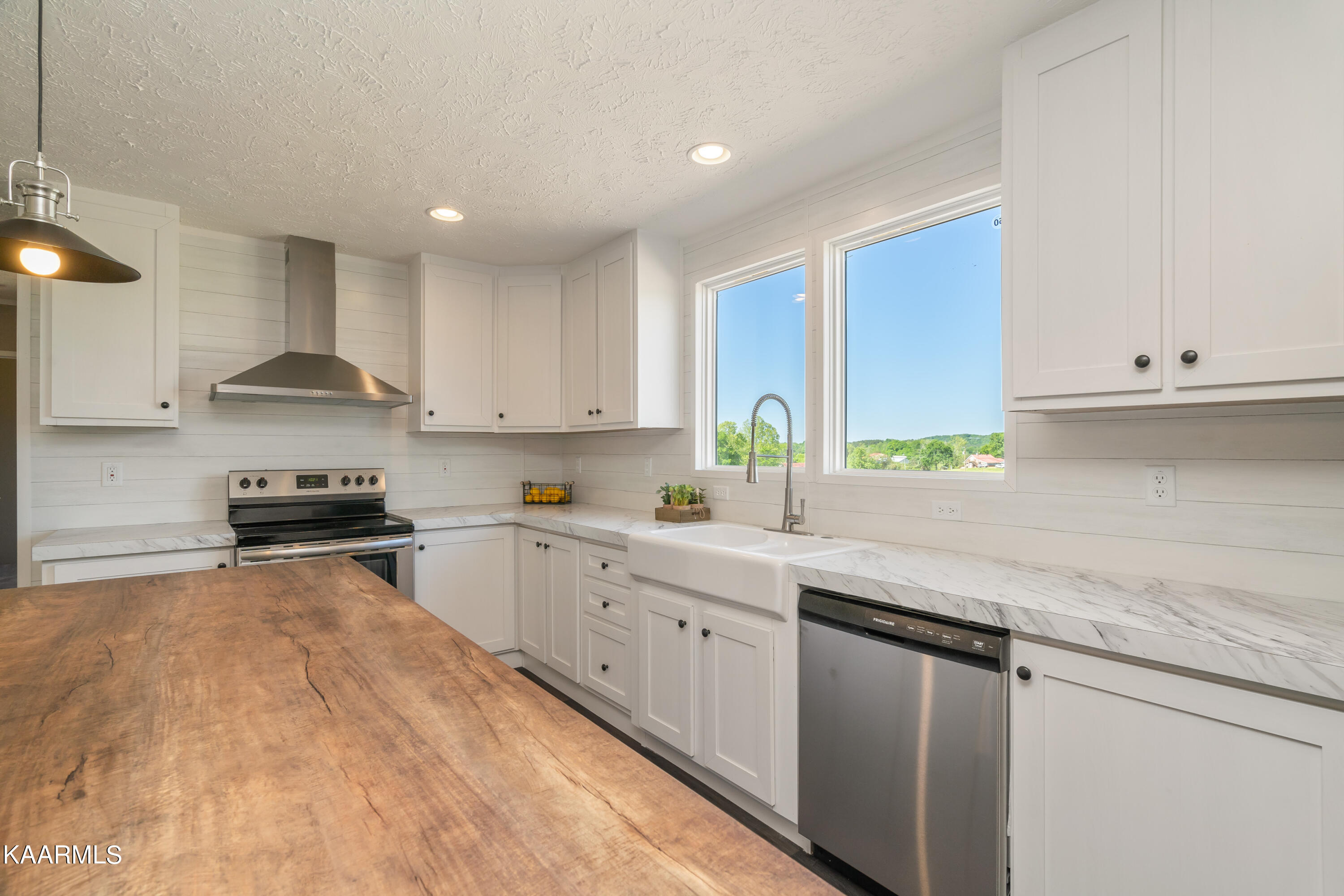 585 Johnson Church Road Philadelphia, TN 37846 - Photo 22 of 42 585 Johnson Church Rd-24