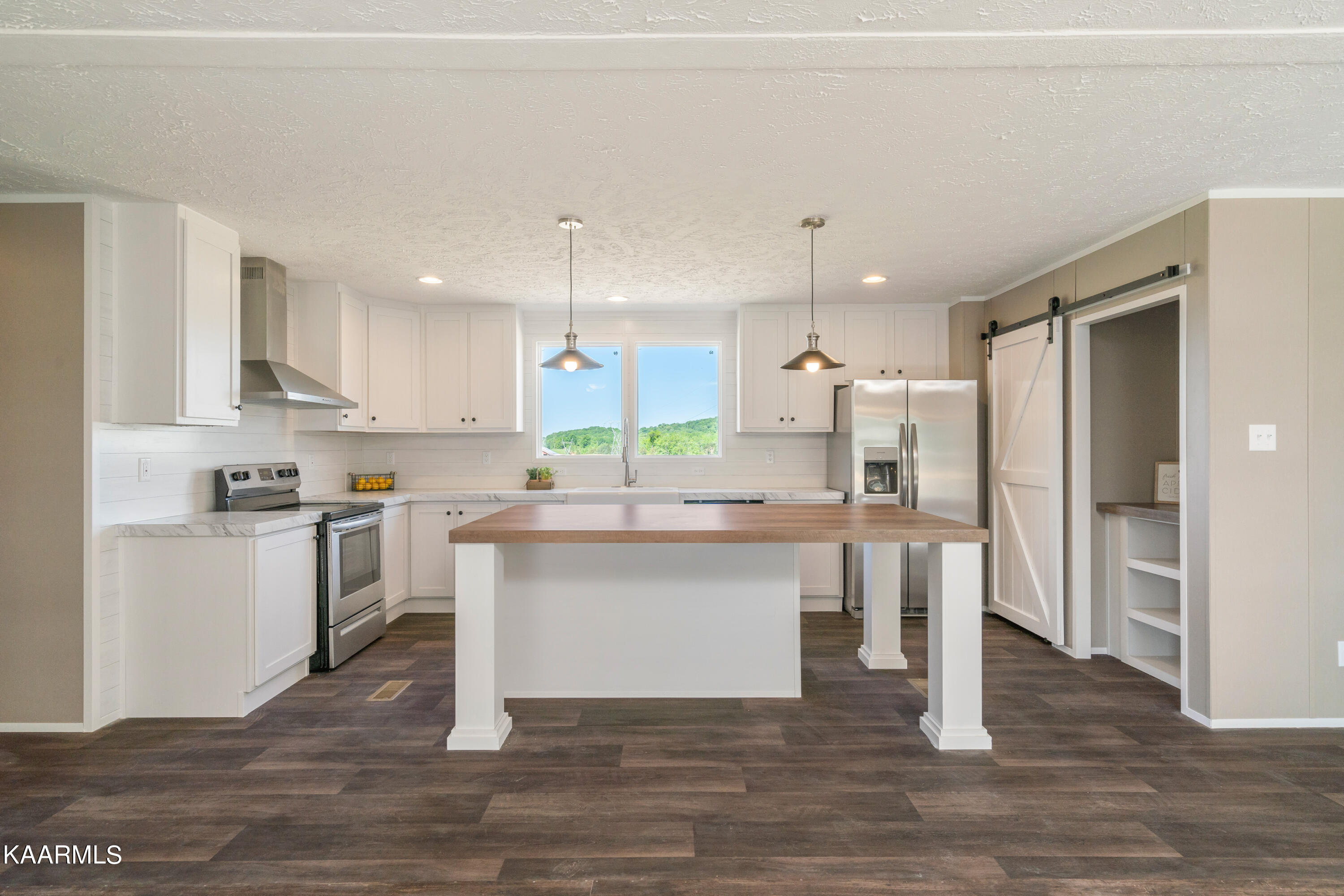 585 Johnson Church Road Philadelphia, TN 37846 - Photo 23 of 42 585 Johnson Church Rd-22