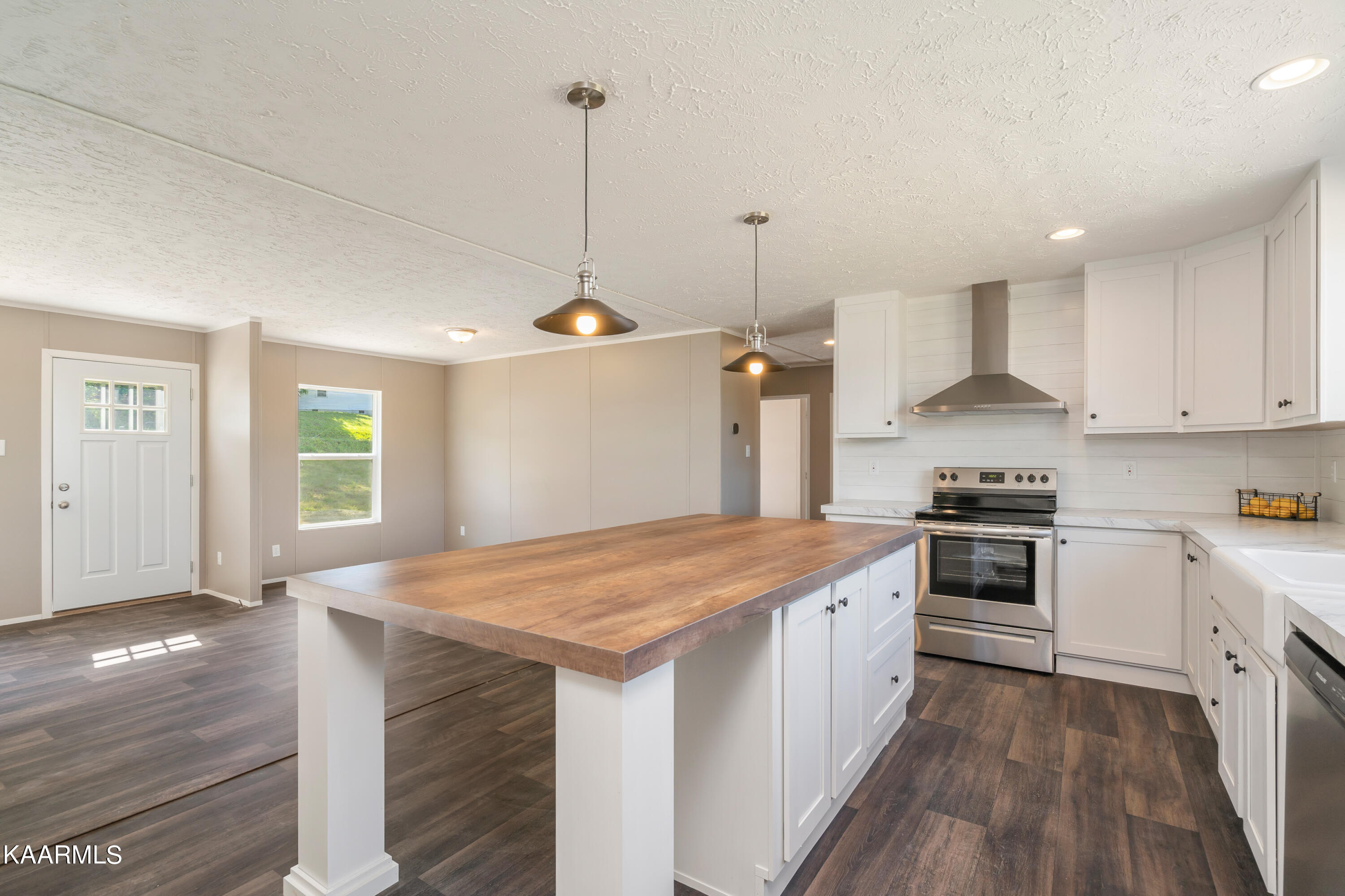 585 Johnson Church Road Philadelphia, TN 37846 - Photo 28 of 42 585 Johnson Church Rd-26