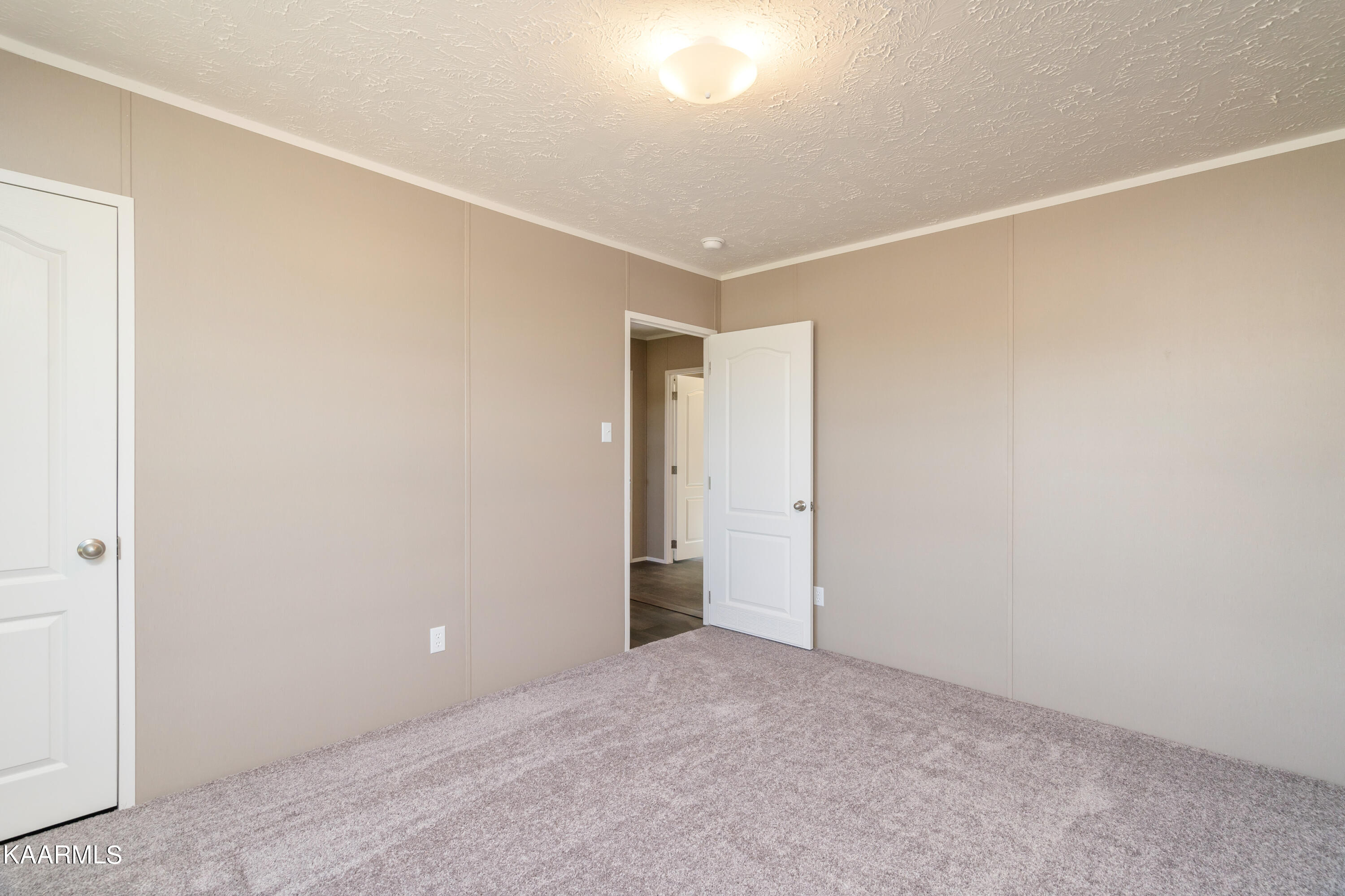 585 Johnson Church Road Philadelphia, TN 37846 - Photo 36 of 42 585 Johnson Church Rd-37