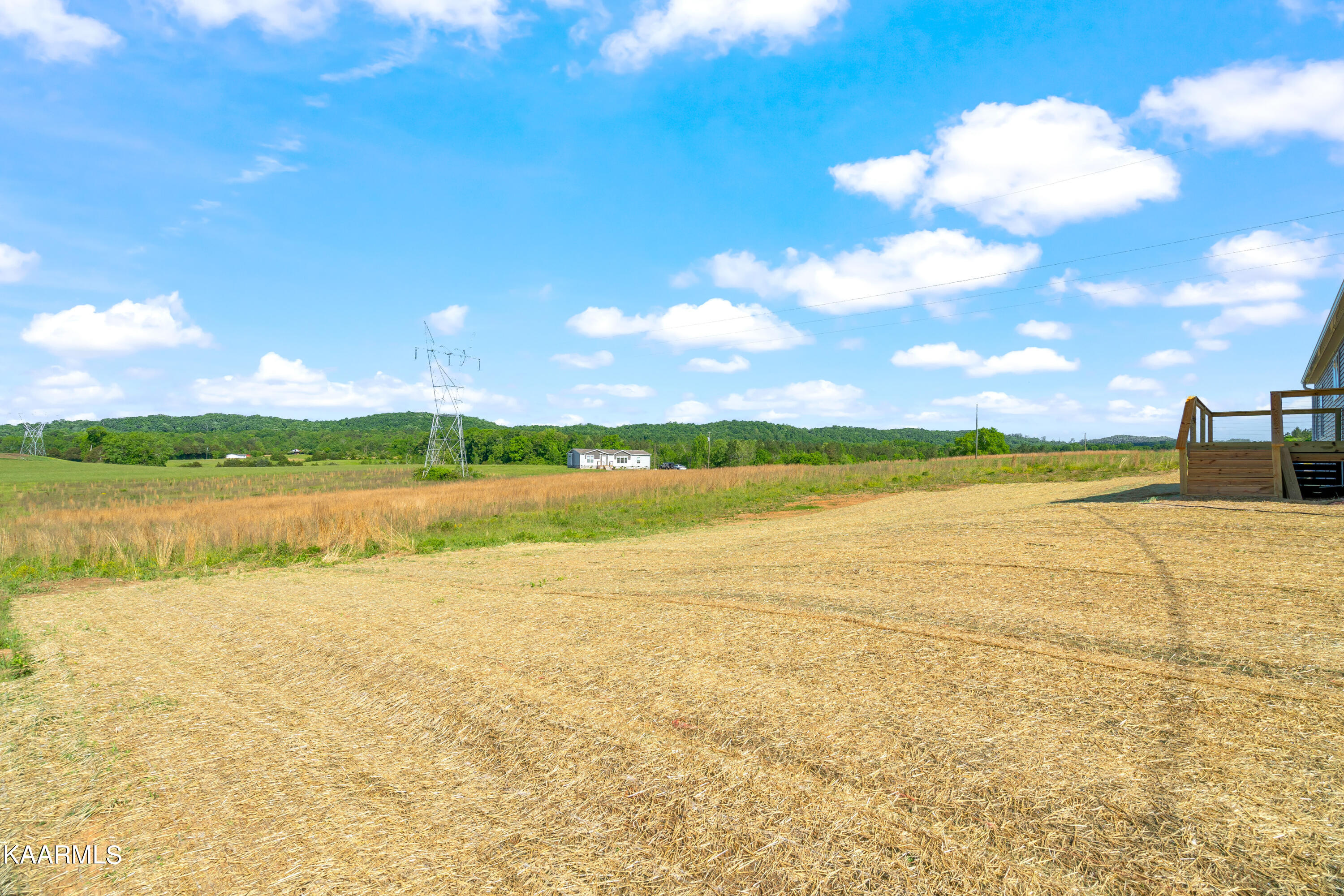 585 Johnson Church Road Philadelphia, TN 37846 - Photo 9 of 42 585 Johnson Church Rd-10