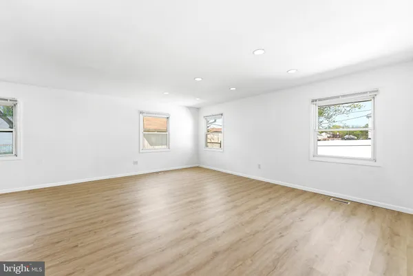 $384,777 | 49 Middleton Lane, Willingboro, NJ 08046