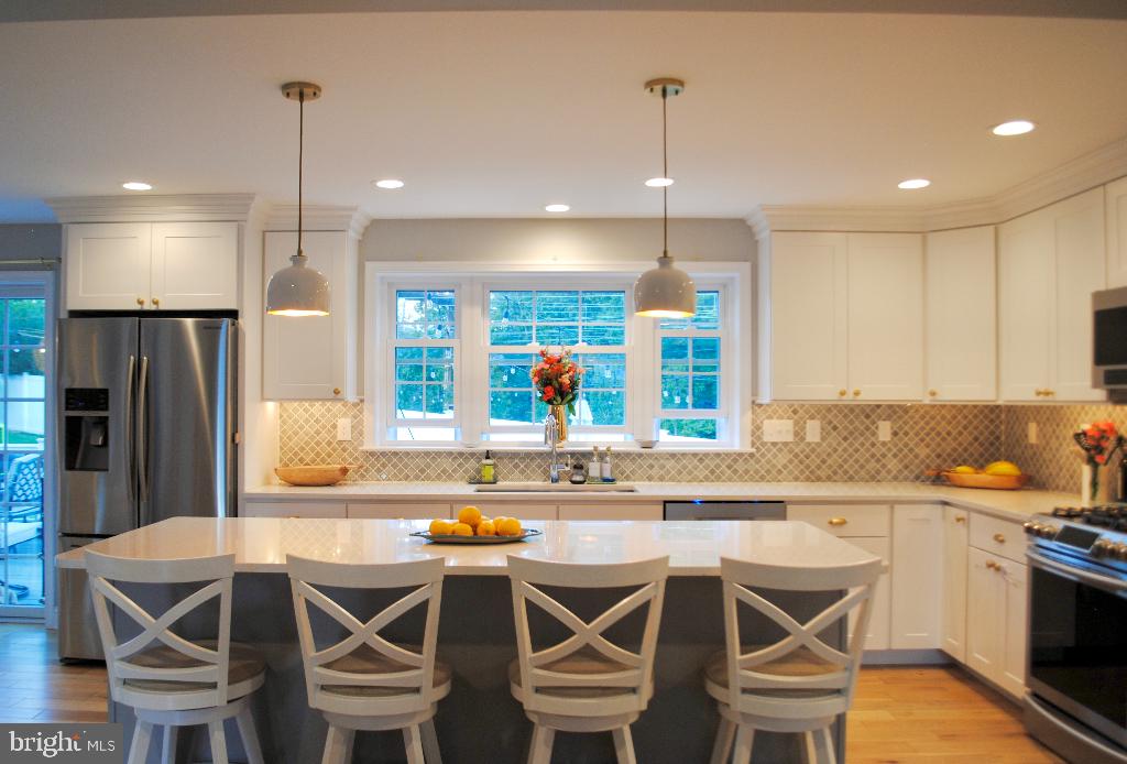 4 Marlyn Circle Wayne, PA 19087 - Photo 4 of 58