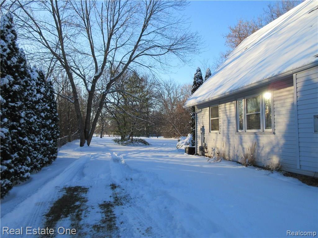 3392 Grant Rochester, MI 48309 - Photo 25 of 26 IMG_0361.JPG
