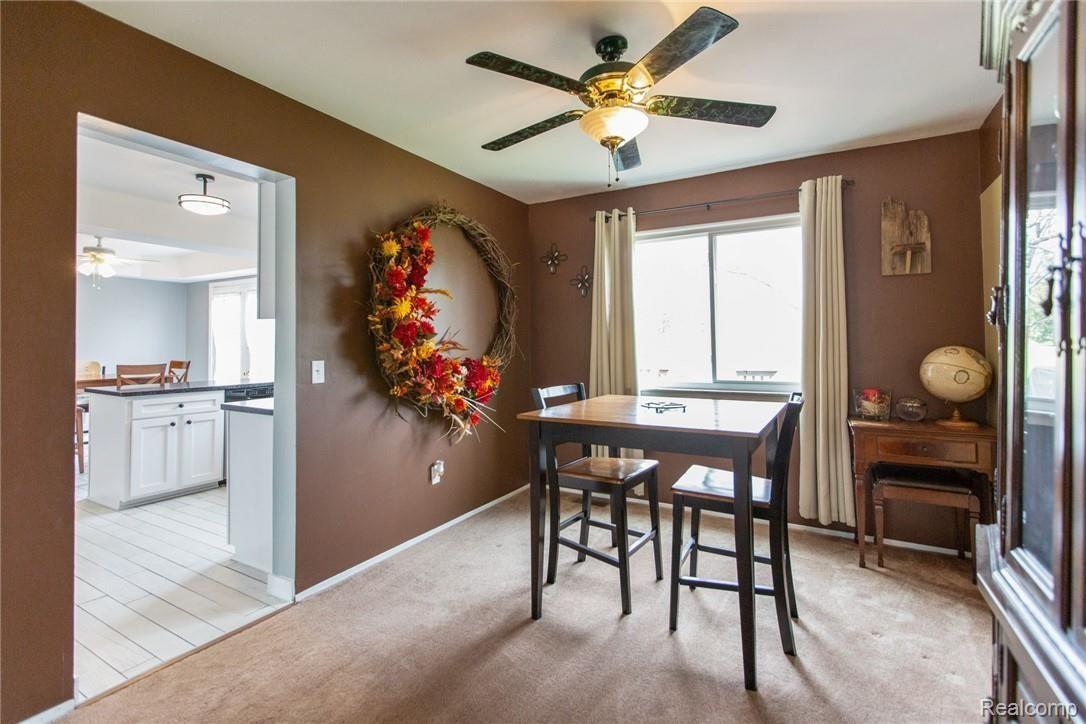 2269 Norton Road Rochester, MI 48307 - Photo 6 of 31 6.jpg