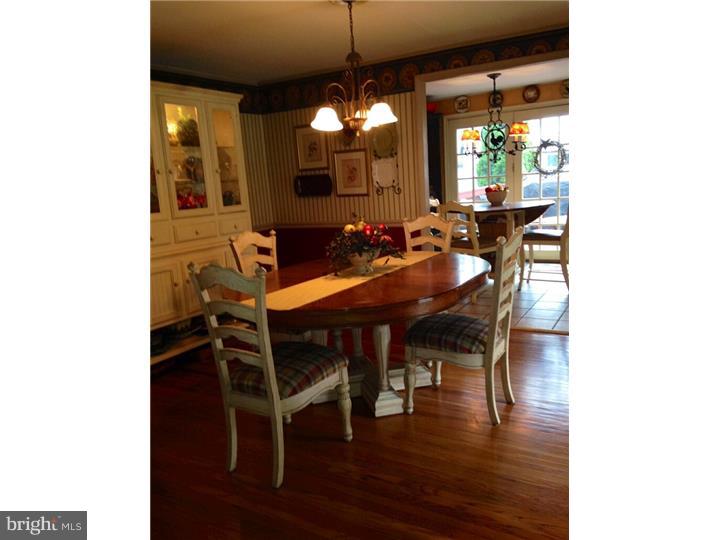 11742 Telfair Road Philadelphia, PA 19154 - Photo 8 of 24 Dining Room