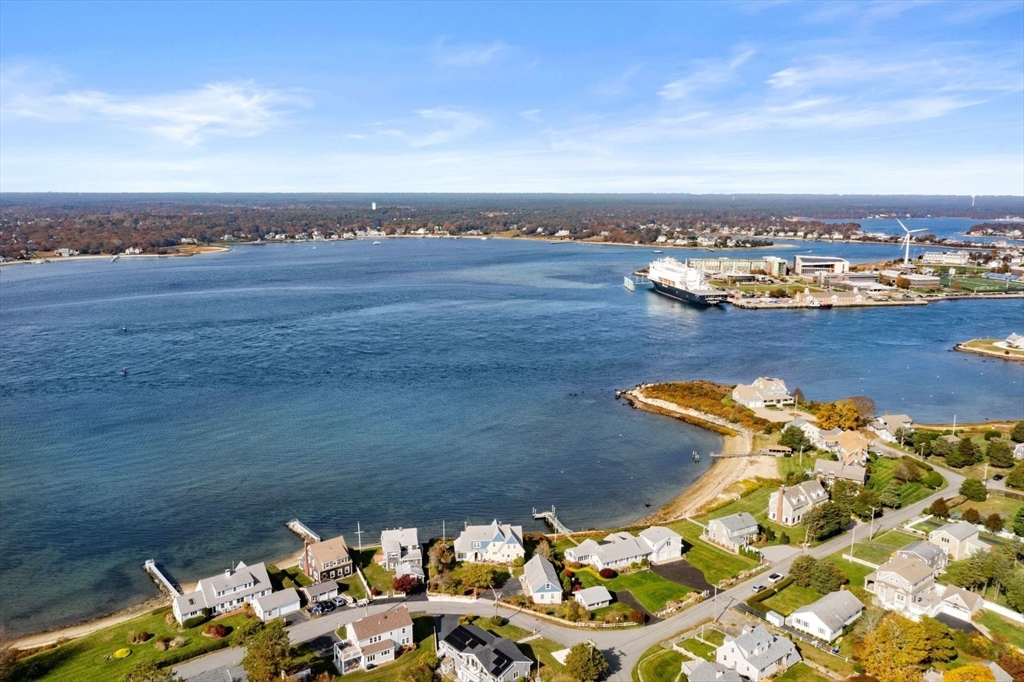 35 Benedict Road Bourne, MA 02532 - Photo 5 of 35