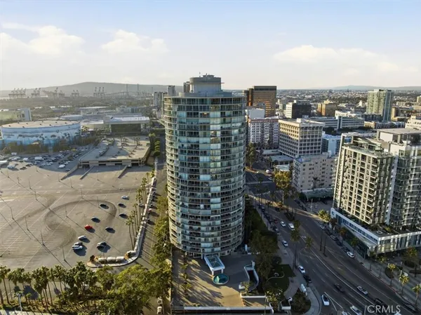 $699,000 | 700 East Ocean Boulevard, Unit 601, Long Beach, CA 90802