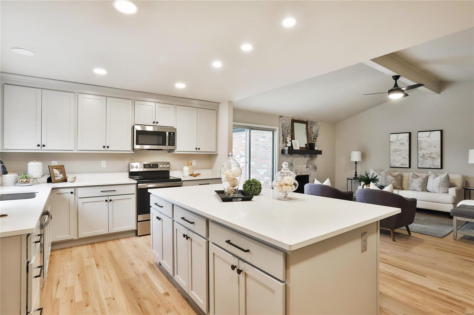 318 Northmoor Drive Ballwin, MO 63011 - Photo 20 of 43