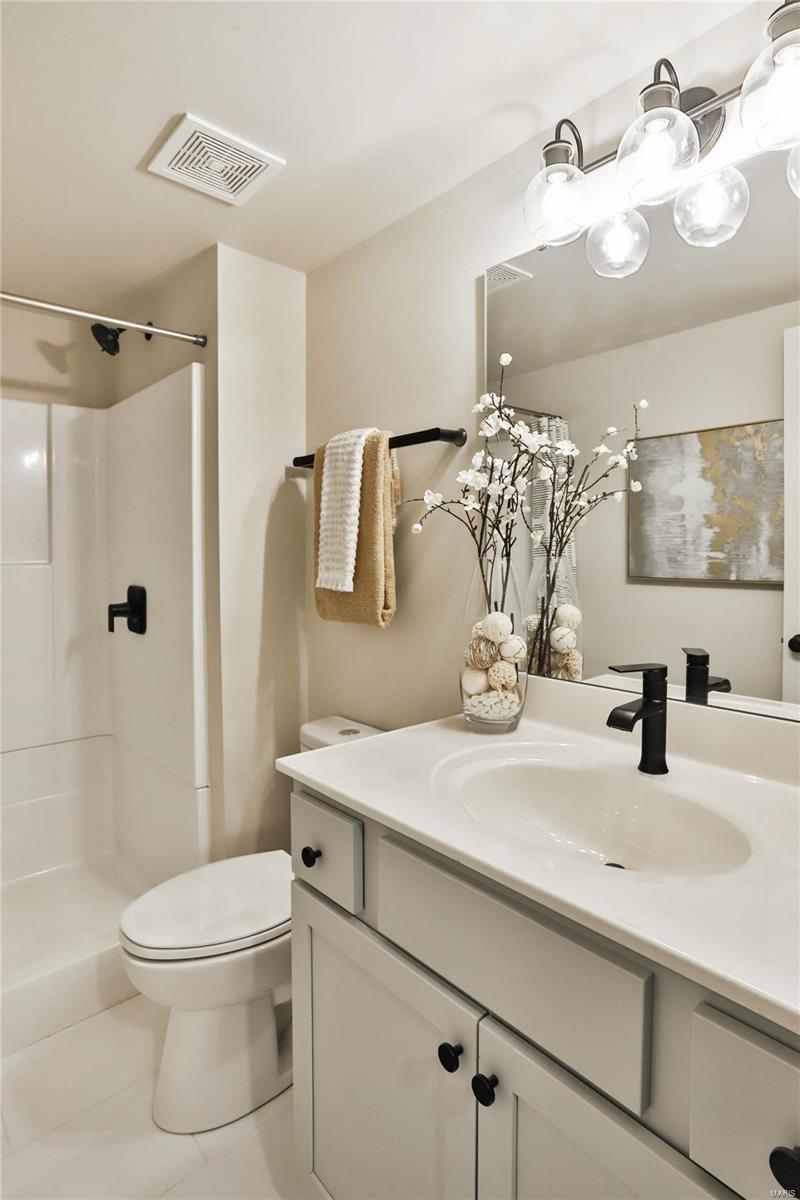 318 Northmoor Drive Ballwin, MO 63011 - Photo 42 of 43