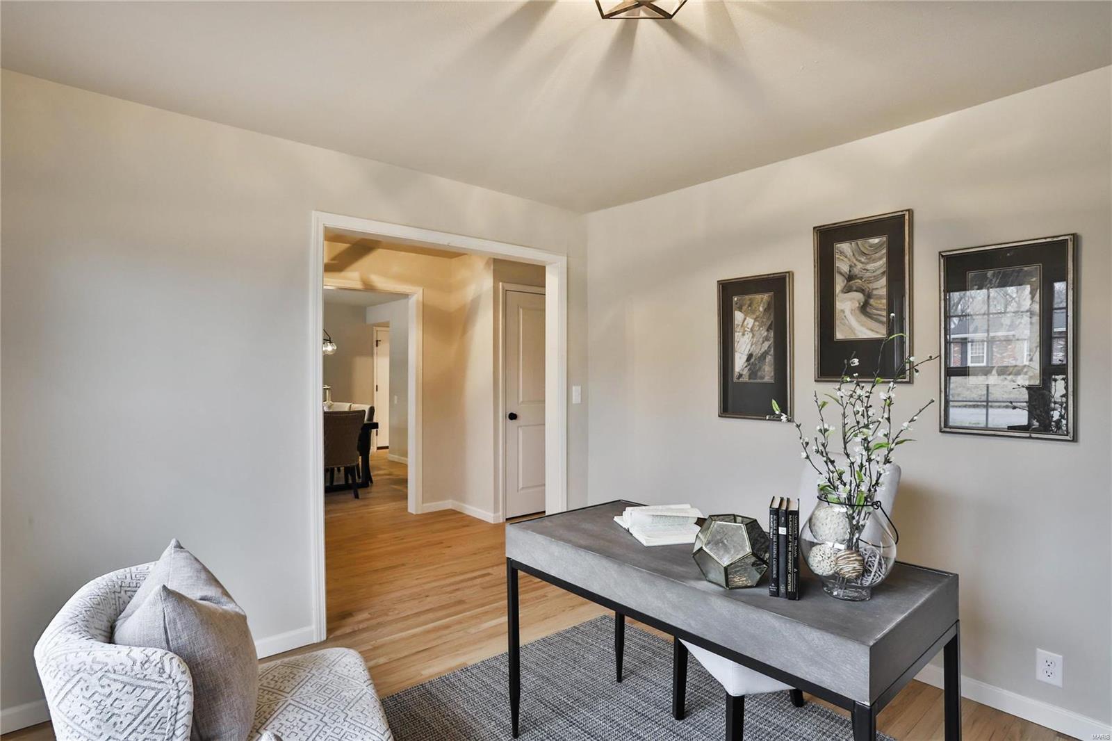 318 Northmoor Drive Ballwin, MO 63011 - Photo 9 of 43