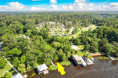 $849,000 | A Deloaks Road, Madisonville, LA 70447