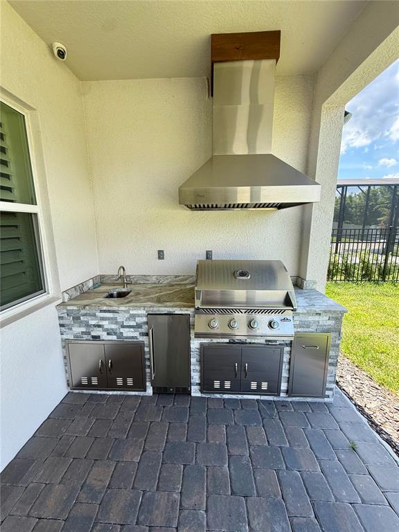 8441 Pk Clf Way Orlando, FL 32836 - Photo 55 of 59 a living room with a couch and a table
