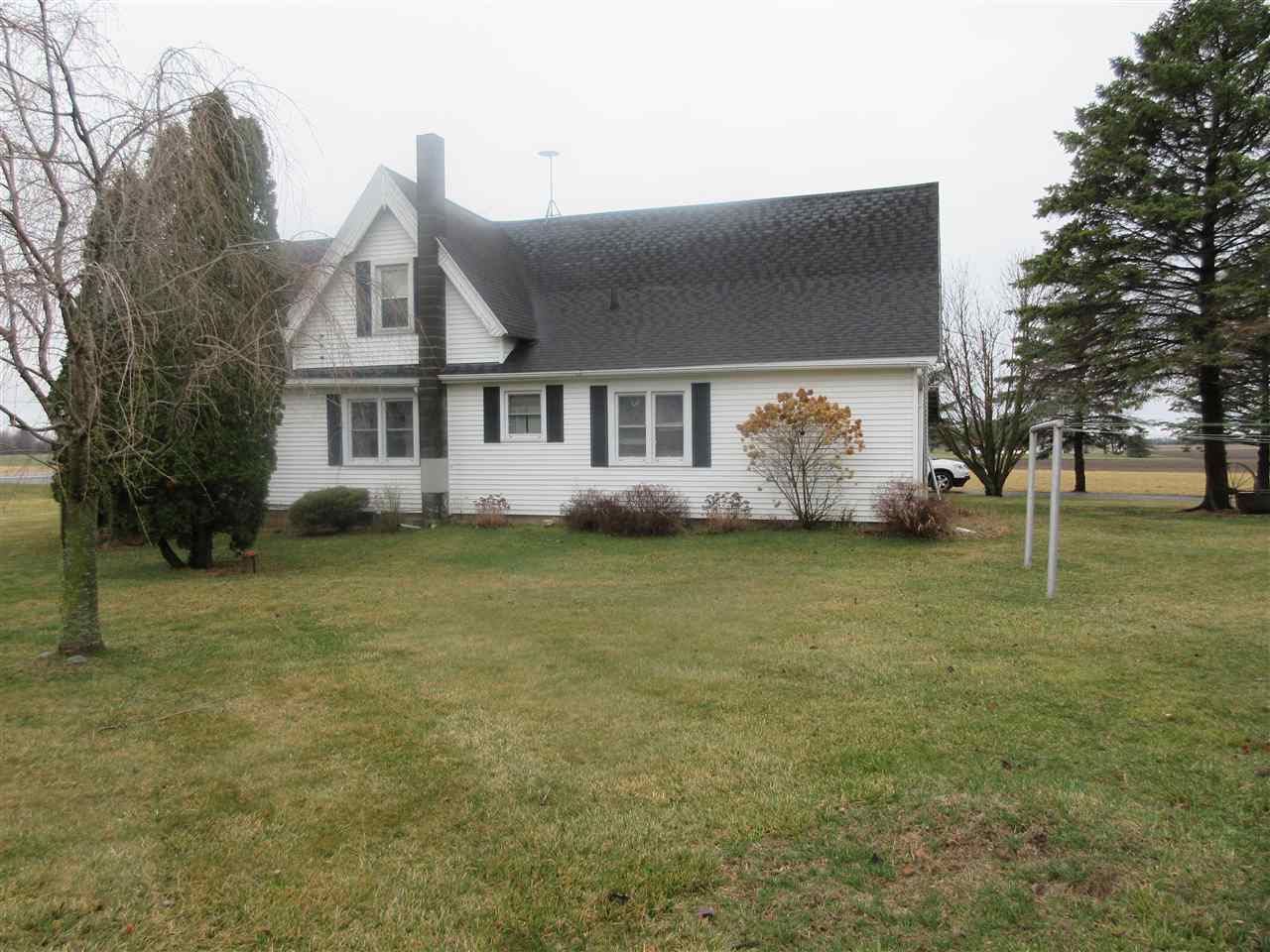 11432 Cleveland Road Carson City, MI 48811 - Photo 4 of 11 1885461-3.JPG