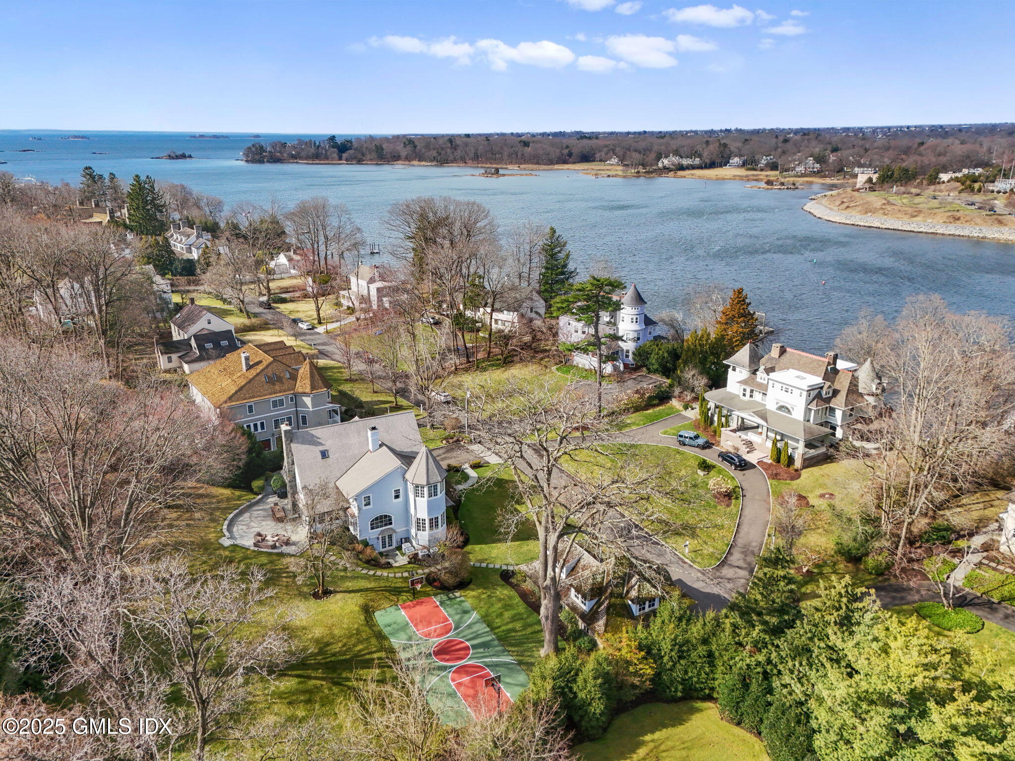26 Glen Avon Drive Riverside, CT 06878 - Photo 53 of 59 Aerial view, west