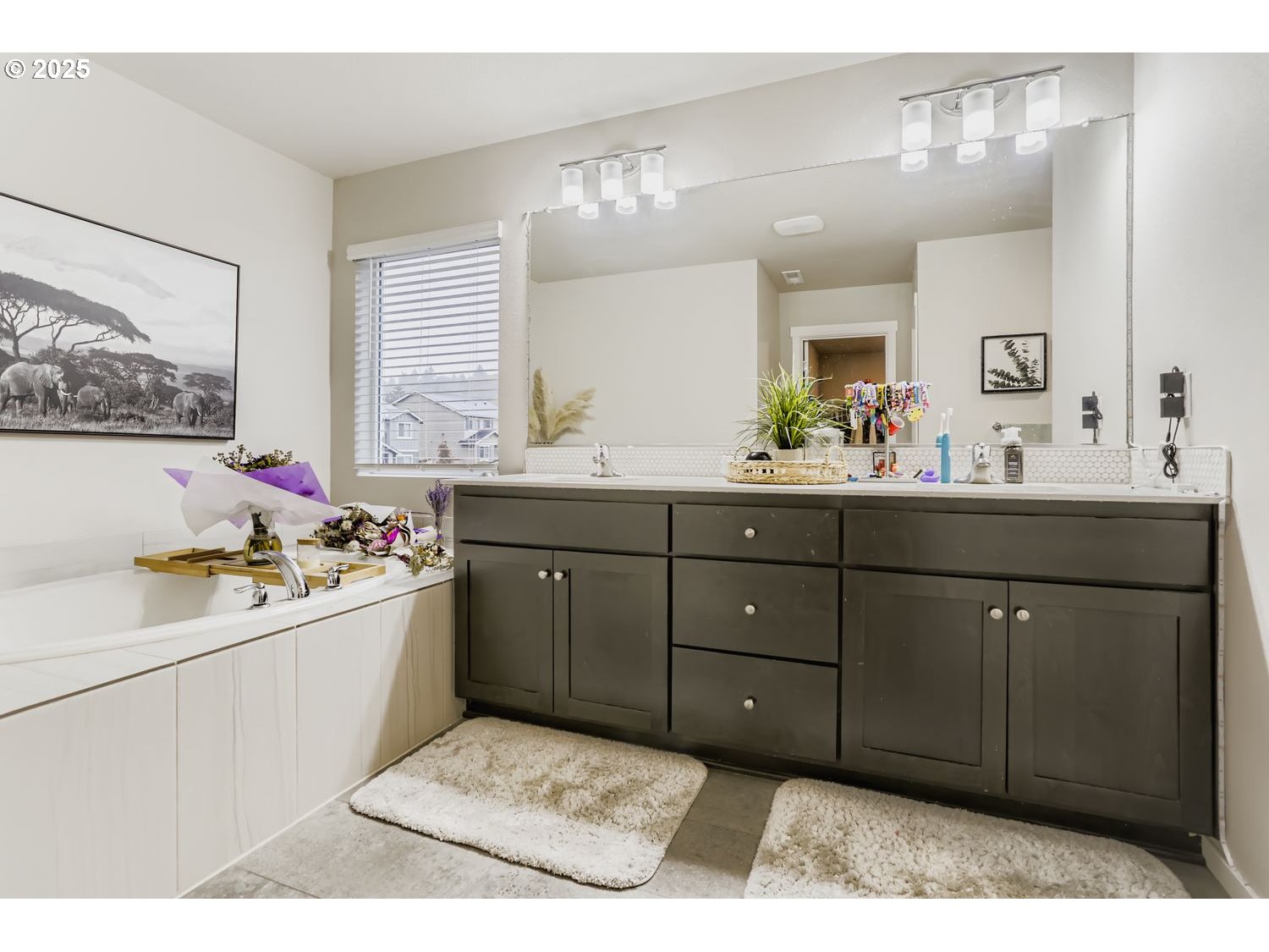 15295 Southeast Flavel Street Portland, OR 97236 - Photo 12 of 26 a kitchen with a sink and cabinets
