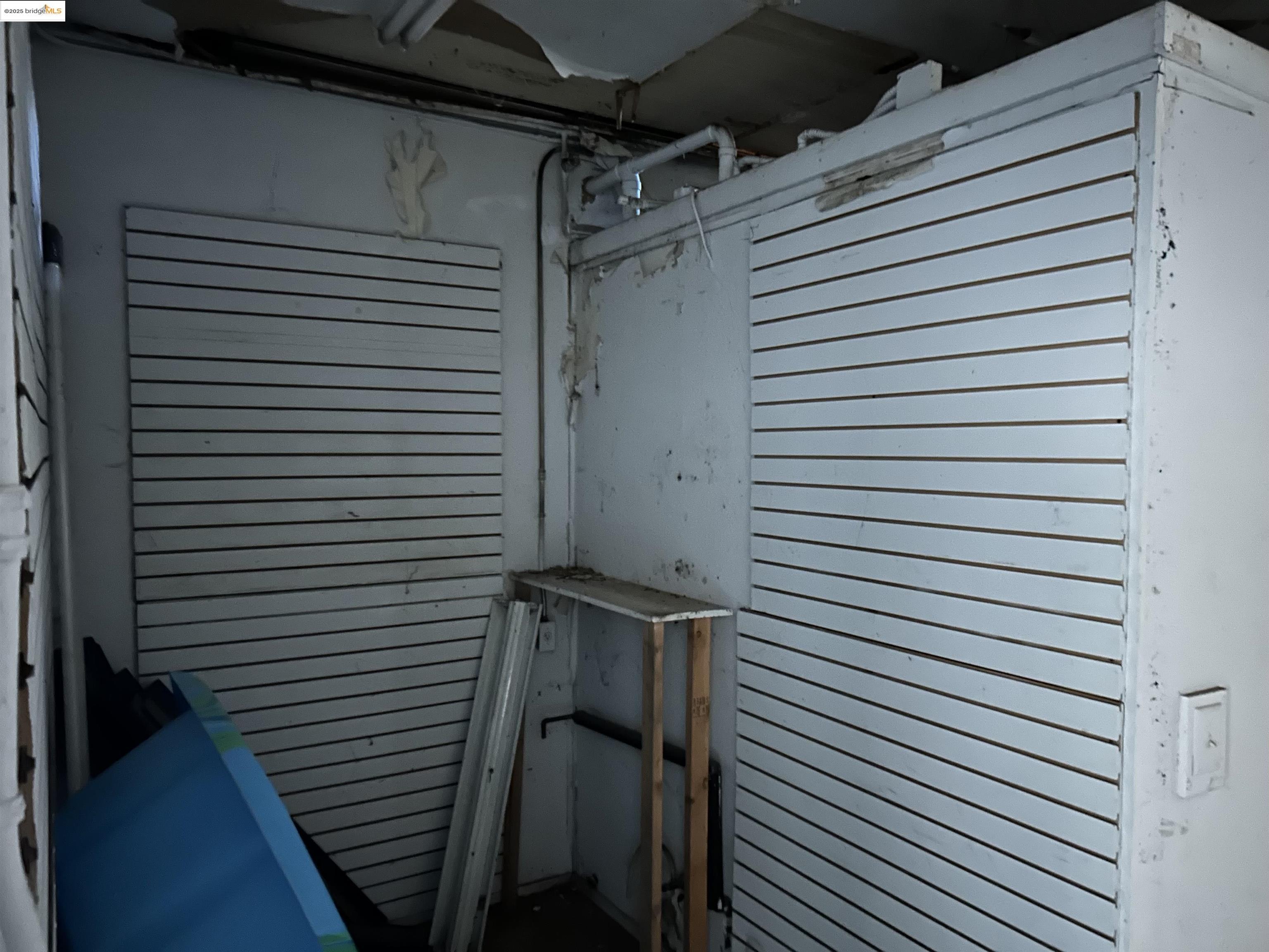 39 Main Street Isleton, CA 95641 - Photo 16 of 29 a view of a utility room with a door
