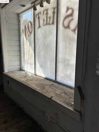a view of entryway