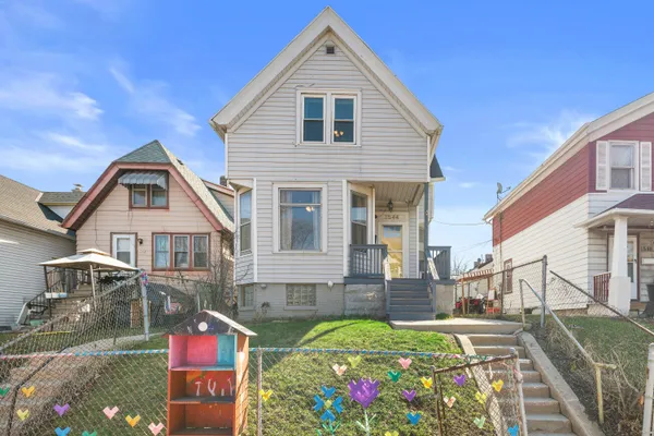 $189,900 | 1544 South 6th Street, Milwaukee, WI 53204