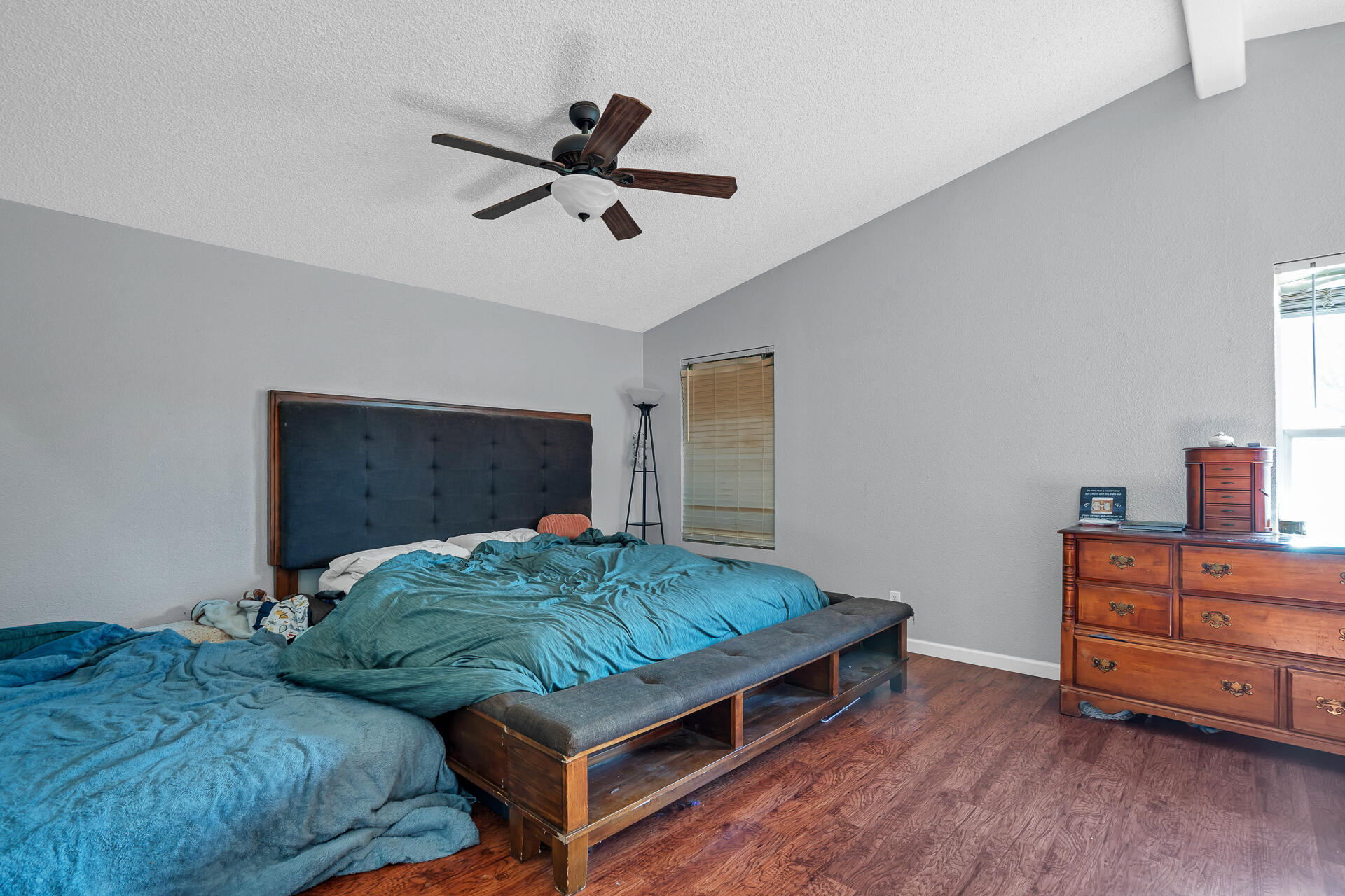 27127 Swede Creek Road Oak Run, CA 96069 - Photo 25 of 33 a bedroom with a bed and a dresser