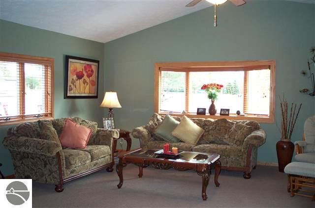 1207 Rasho Road Traverse City, MI 49696 - Photo 5 of 15 1714621-4.JPG