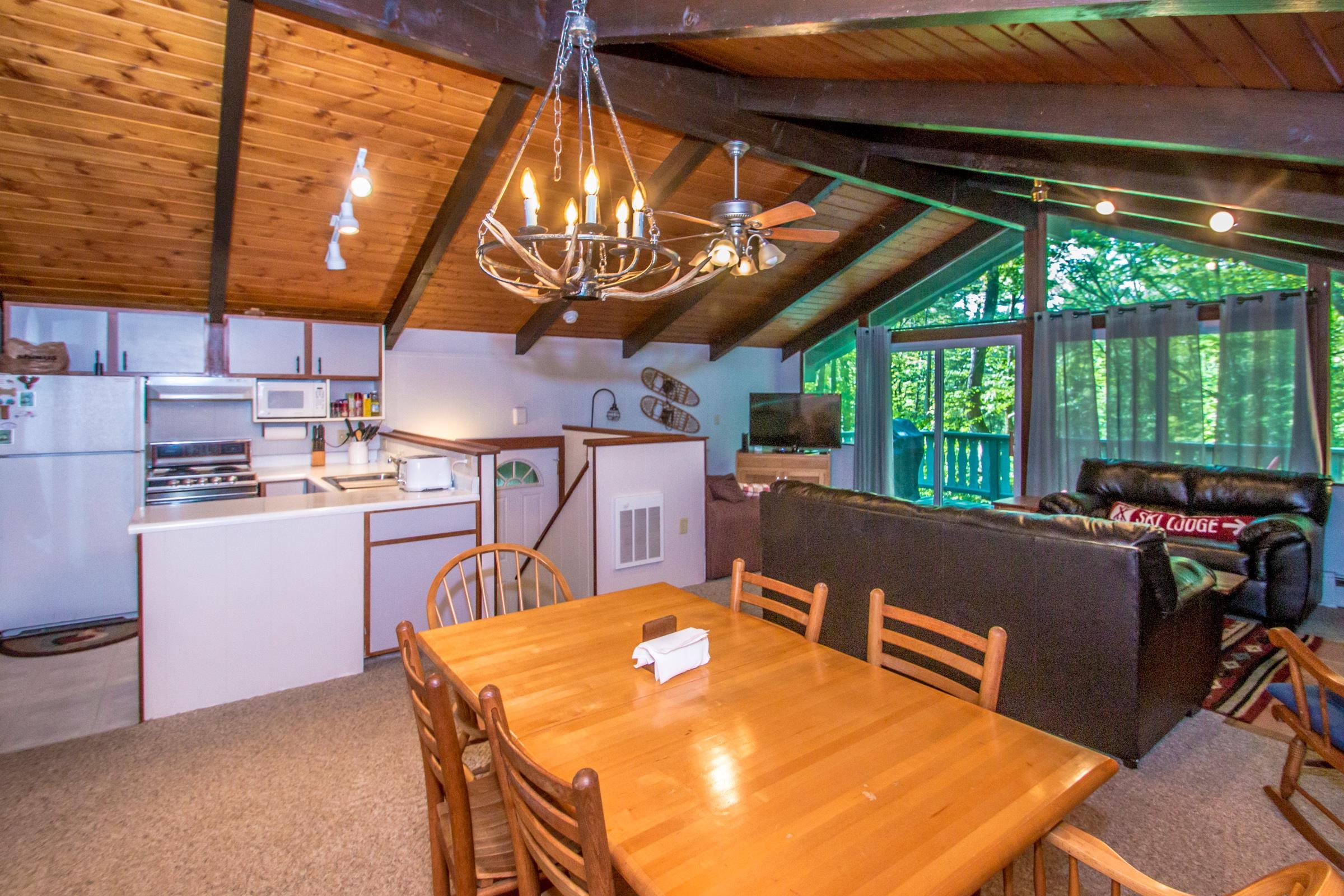 404 Rolling Ridge Road Bartlett, NH 03812 - Photo 1 of 38 Gallery Image 1