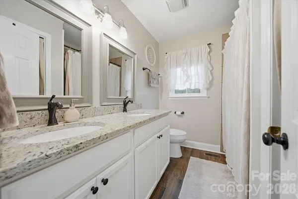 $229,000 | 1437 Oak Hill Drive, Morganton, NC 28655