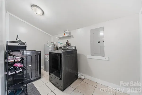 $229,000 | 1437 Oak Hill Drive, Morganton, NC 28655