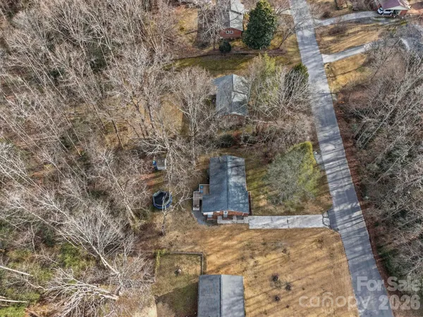 $229,000 | 1437 Oak Hill Drive, Morganton, NC 28655