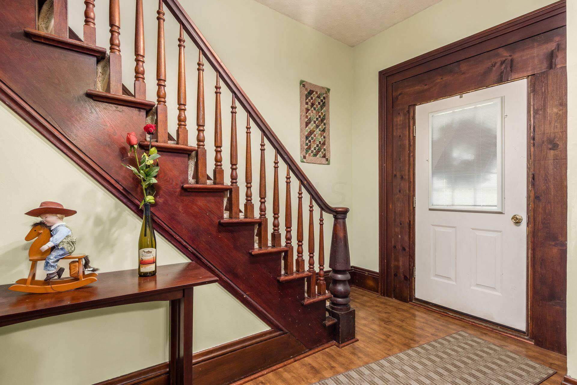 7667 Slocum Road Ostrander, OH 43061 - Photo 8 of 69 Stairway