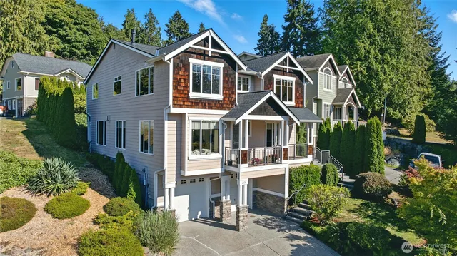 $1,149,000 | 2126 West Mukilteo Boulevard, Everett, WA 98203