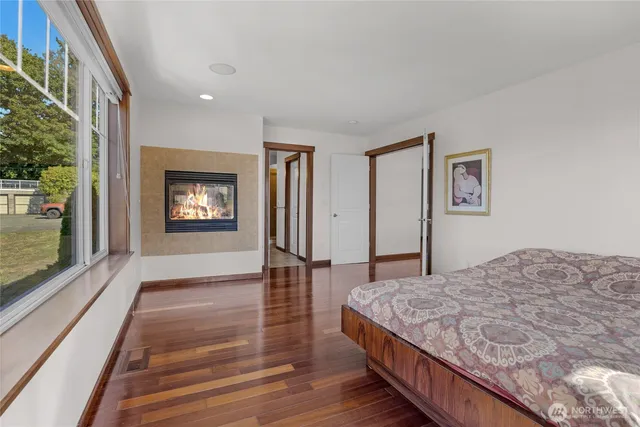 $1,100,000 | 2126 West Mukilteo Boulevard, Everett, WA 98203