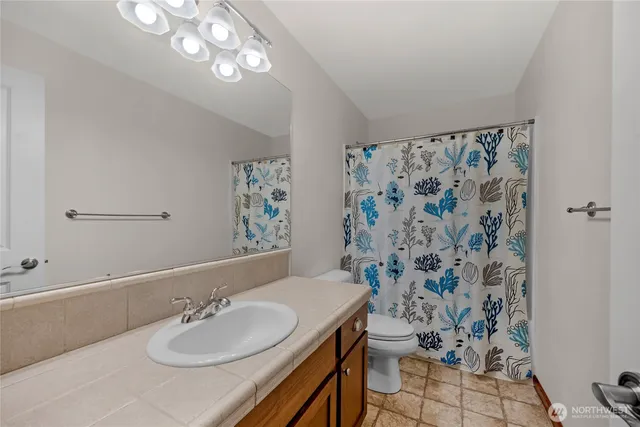 $1,100,000 | 2126 West Mukilteo Boulevard, Everett, WA 98203