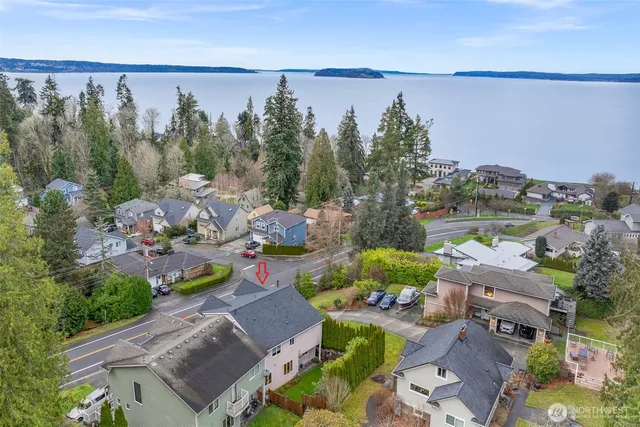 $1,100,000 | 2126 West Mukilteo Boulevard, Everett, WA 98203