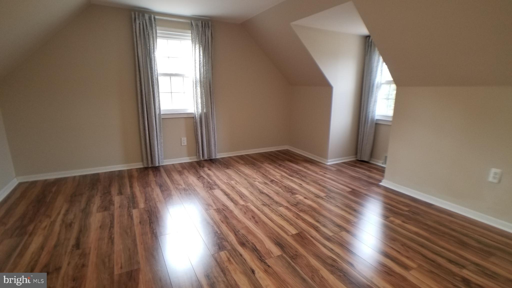 3189 Maple Road Huntingdon Valley, PA 19006 - Photo 14 of 19 2d floor 2 bedroom