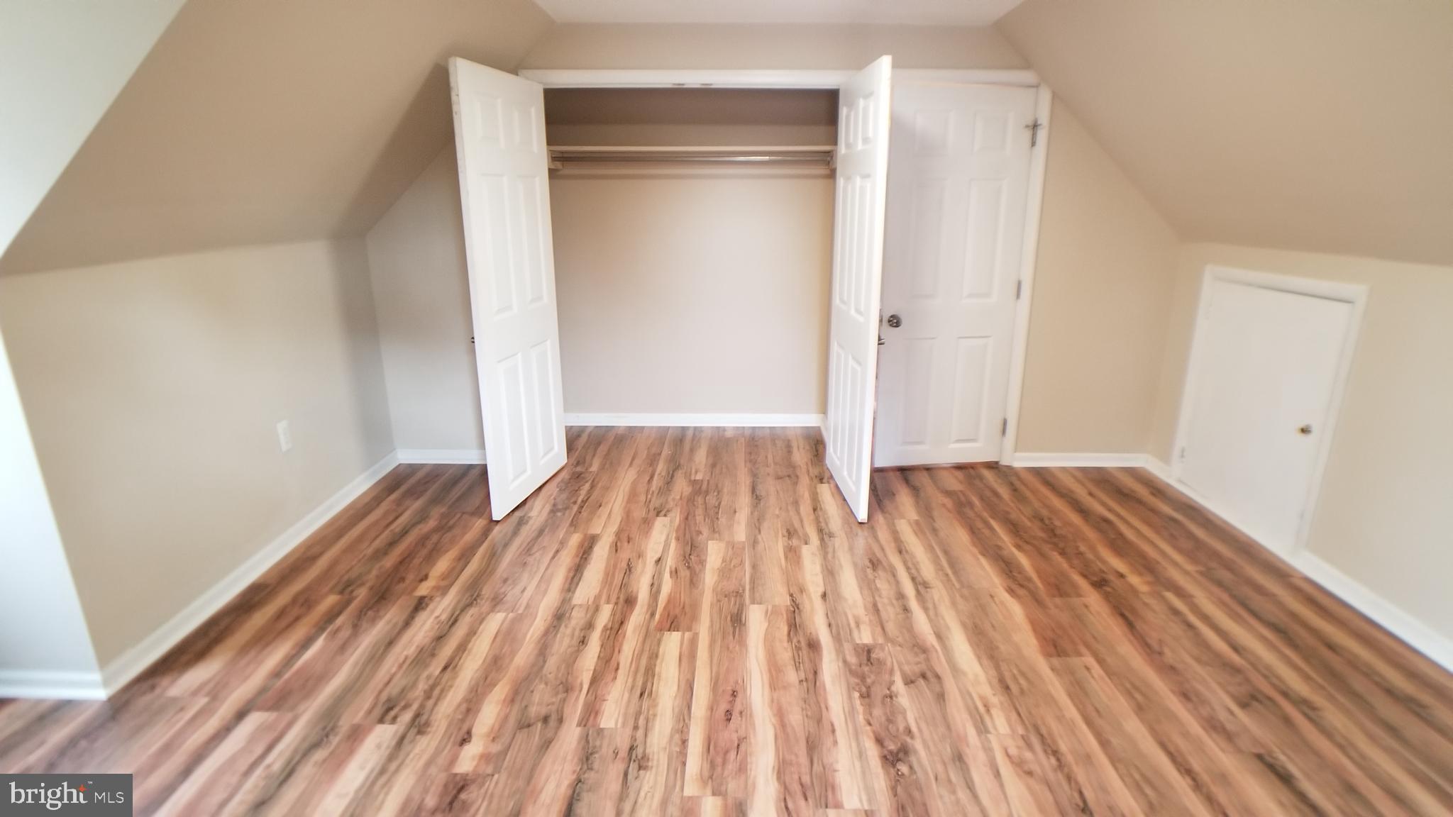 3189 Maple Road Huntingdon Valley, PA 19006 - Photo 15 of 19 2d floor 2d bedroom