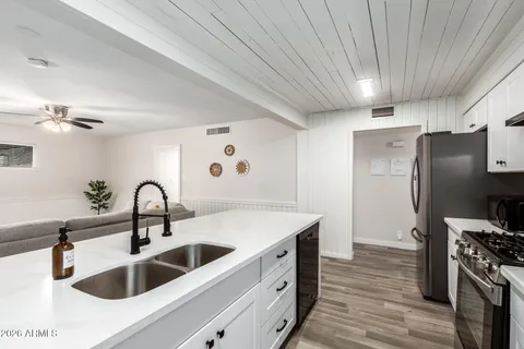 $699,000 | 21 East Alameda Drive, Tempe, AZ 85282