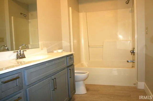 $278,000 | 1353 East Clinton Street, Frankfort, IN 46041