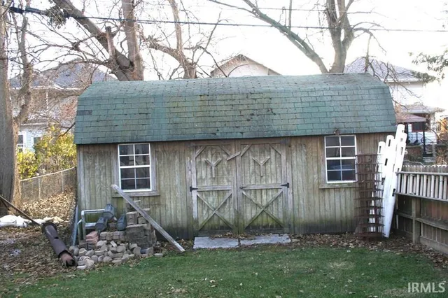 $278,000 | 1353 East Clinton Street, Frankfort, IN 46041